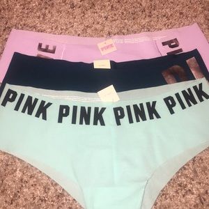 Victoria’s Secret PINK NO SHOW CHEEKSTER MED